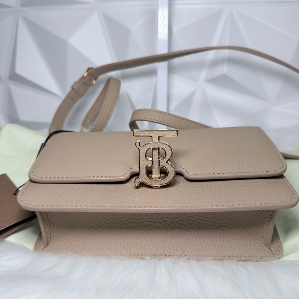 NWT Burberry Tan Leather Crossbody Bag - Picture 6 of 12